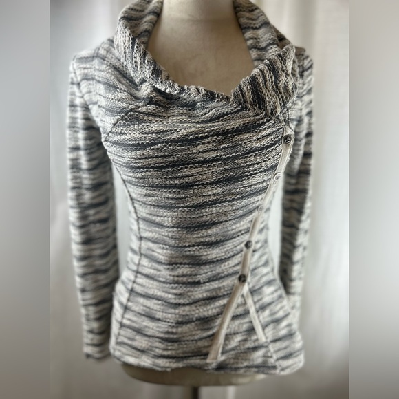 Anthropologie Saturday Sunday Black and White Cowl Neck Sweater - Picture 4 of 9